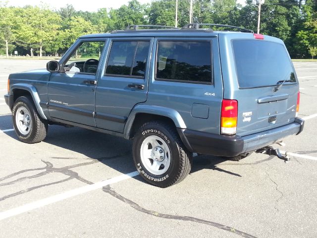 Jeep Cherokee 1999 photo 30