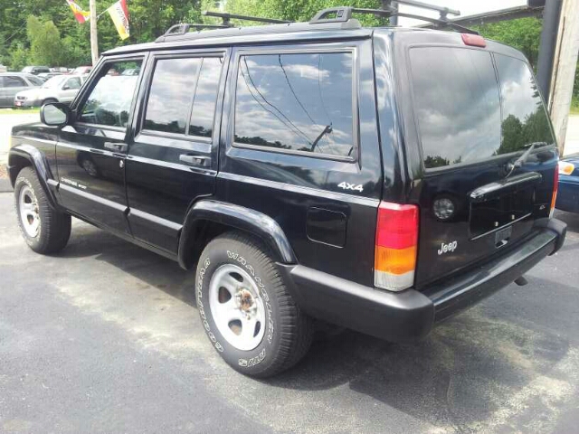 Jeep Cherokee 1999 photo 1