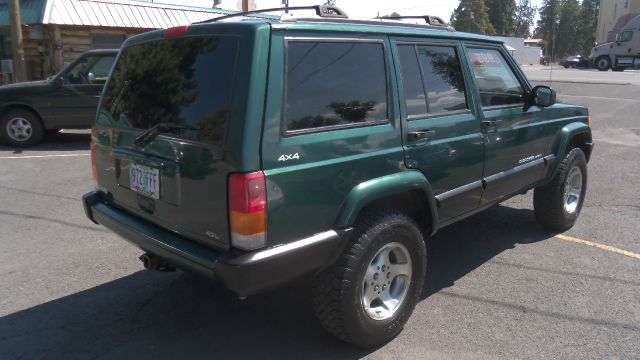 Jeep Cherokee 1999 photo 1