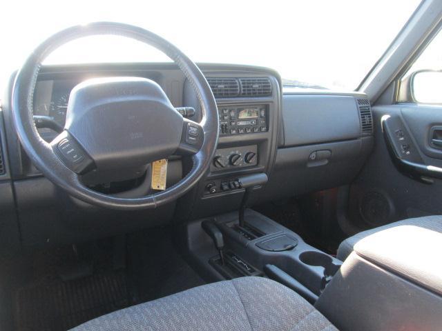 Jeep Cherokee 1999 photo 4