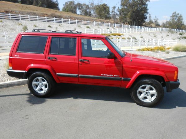 Jeep Cherokee 1999 photo 2