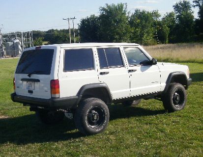 Jeep Cherokee 1999 photo 2