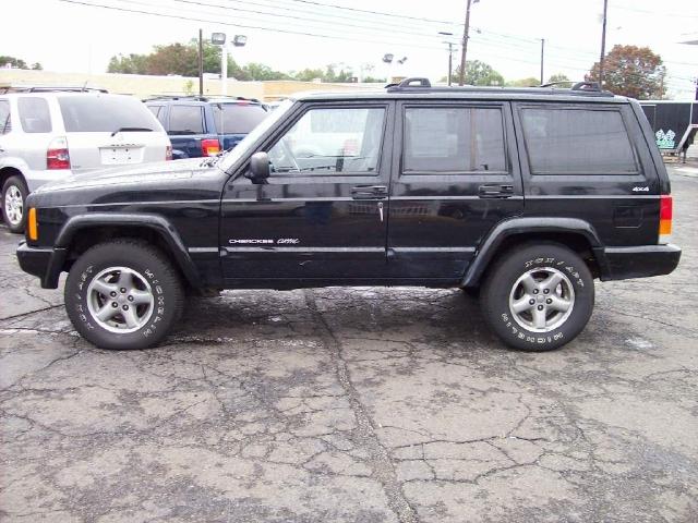 Jeep Cherokee 1999 photo 2