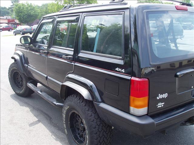 Jeep Cherokee 1999 photo 3