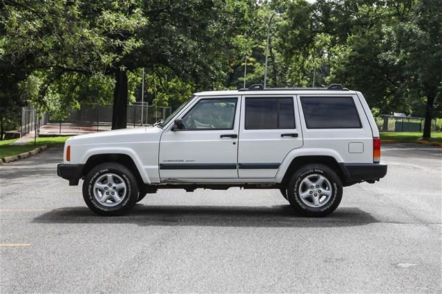 Jeep Cherokee 1999 photo 4