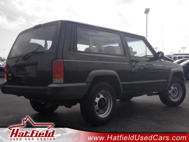 Jeep Cherokee 1999 photo 8