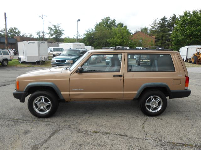 Jeep Cherokee 1999 photo 1