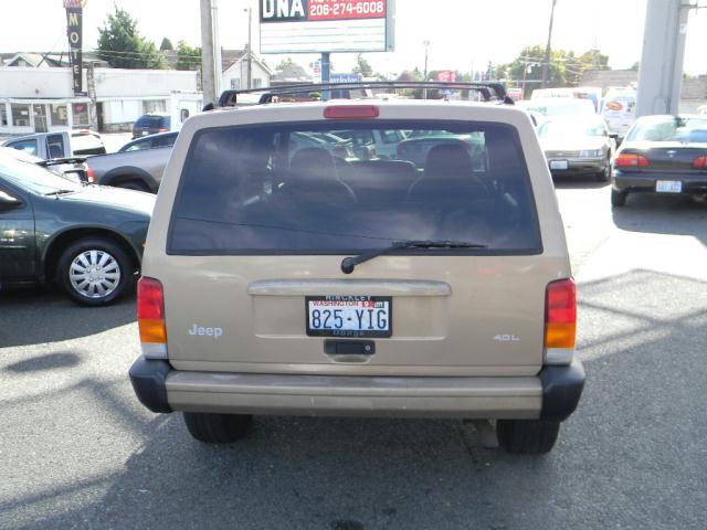 Jeep Cherokee 1999 photo 2