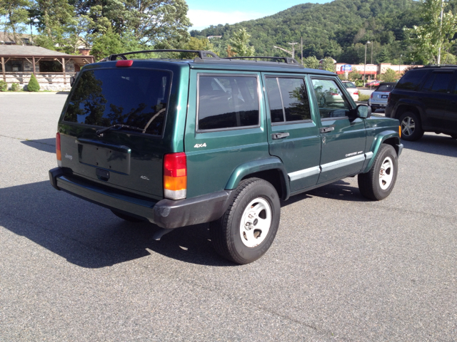 Jeep Cherokee 1999 photo 2