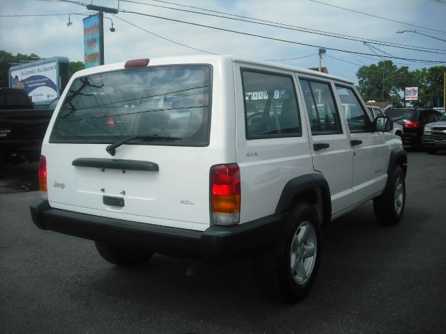 Jeep Cherokee 1999 photo 2