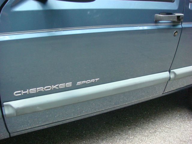 Jeep Cherokee 1999 photo 2