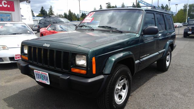 Jeep Cherokee 1999 photo 2