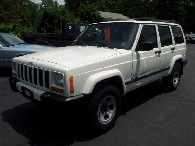 Jeep Cherokee 1999 photo 2