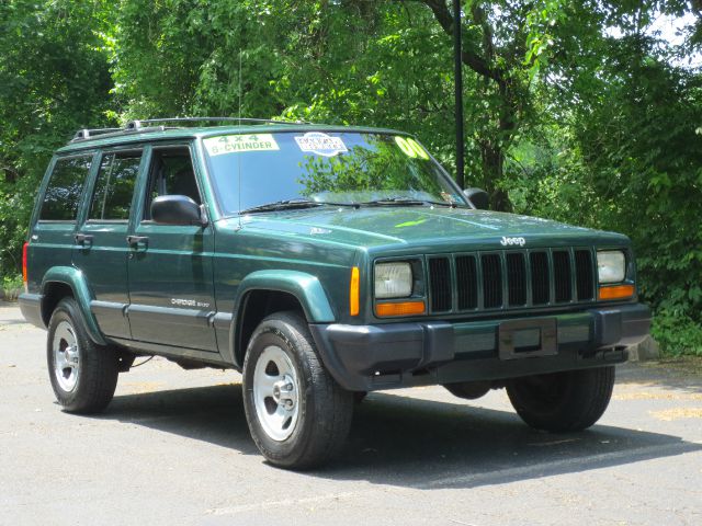 Jeep Cherokee 2000 photo 77