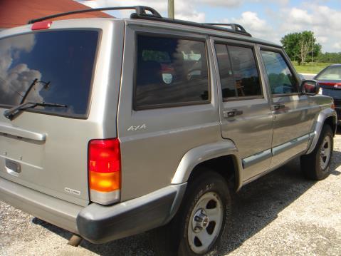 Jeep Cherokee 2000 photo 4