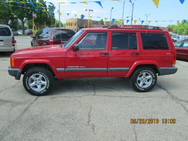 Jeep Cherokee 2000 photo 2