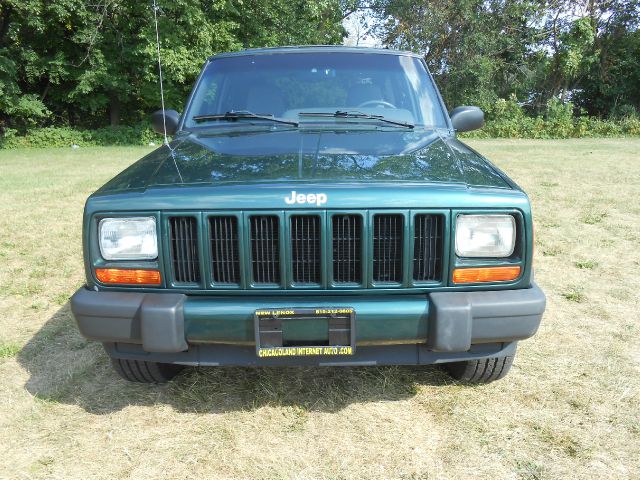 Jeep Cherokee 2000 photo 2