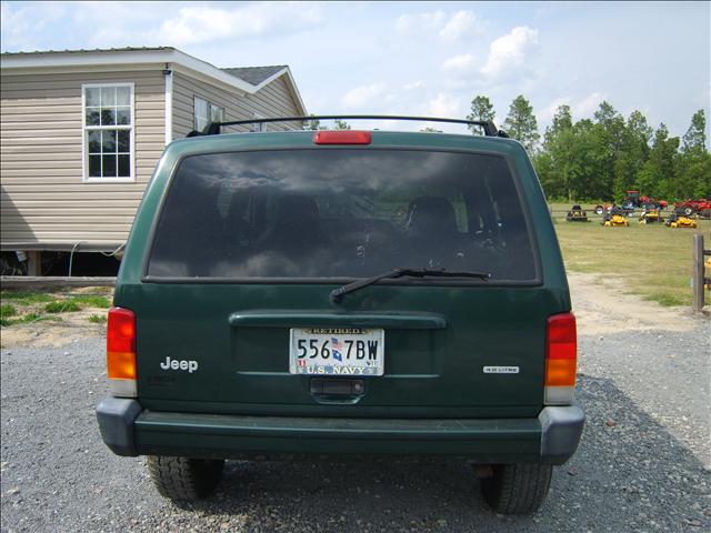 Jeep Cherokee 2000 photo 2