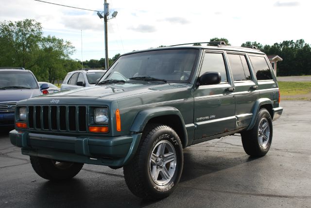 Jeep Cherokee 2000 photo 4