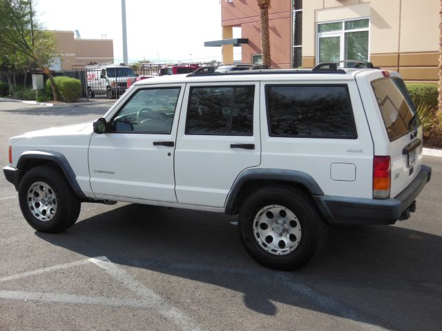 Jeep Cherokee Unknown SUV