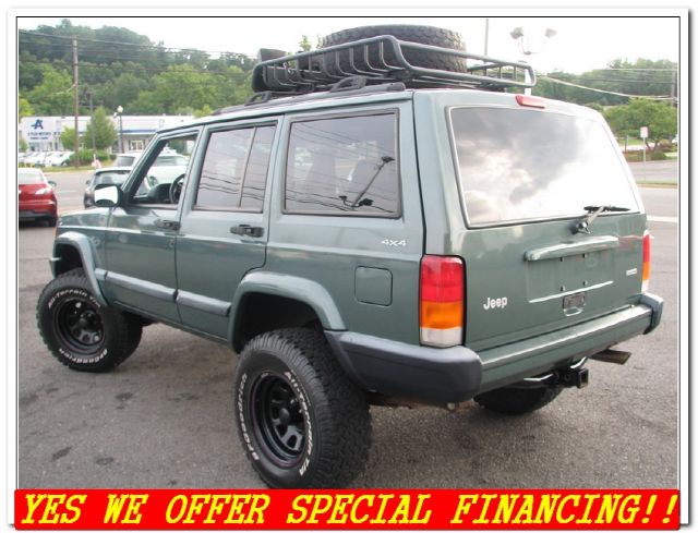 Jeep Cherokee 2000 photo 1