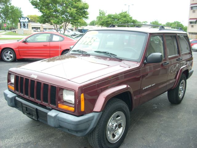 Jeep Cherokee 2000 photo 3