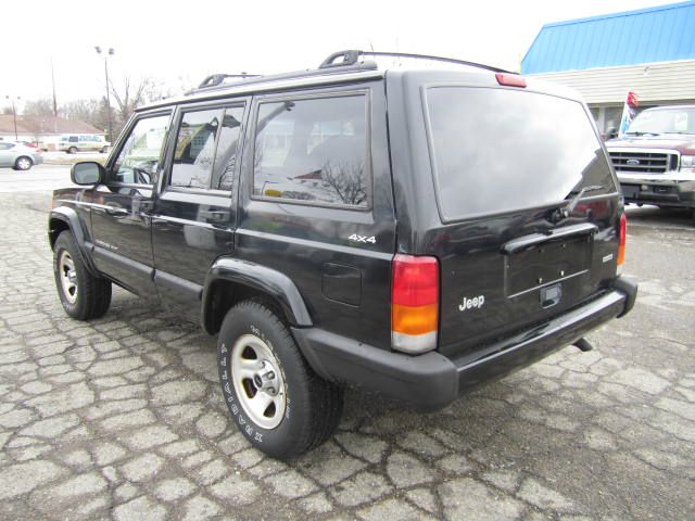 Jeep Cherokee 2000 photo 16