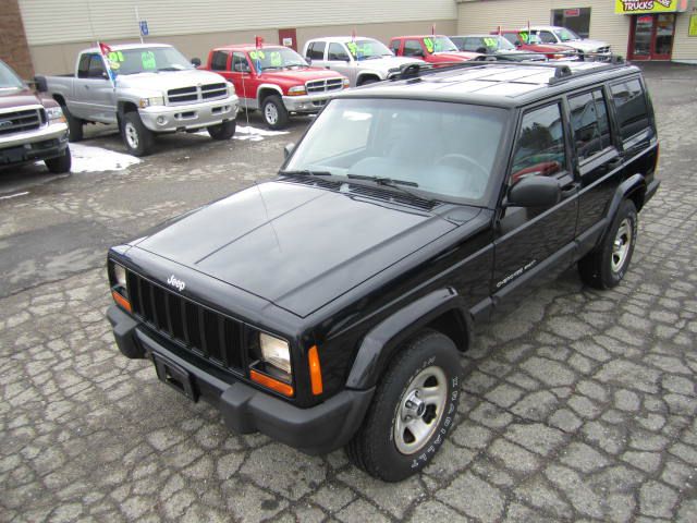 Jeep Cherokee 2000 photo 23