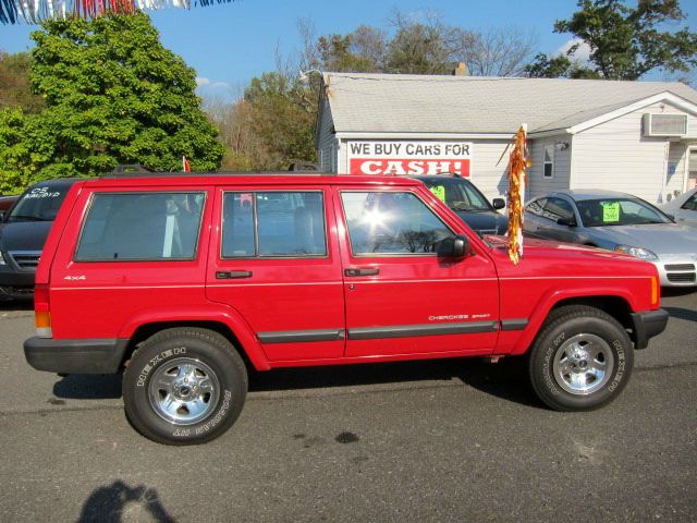 Jeep Cherokee 2000 photo 2