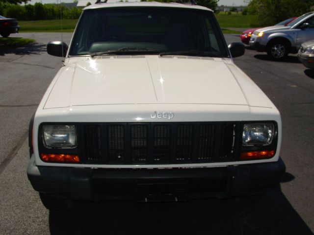 Jeep Cherokee 2000 photo 13