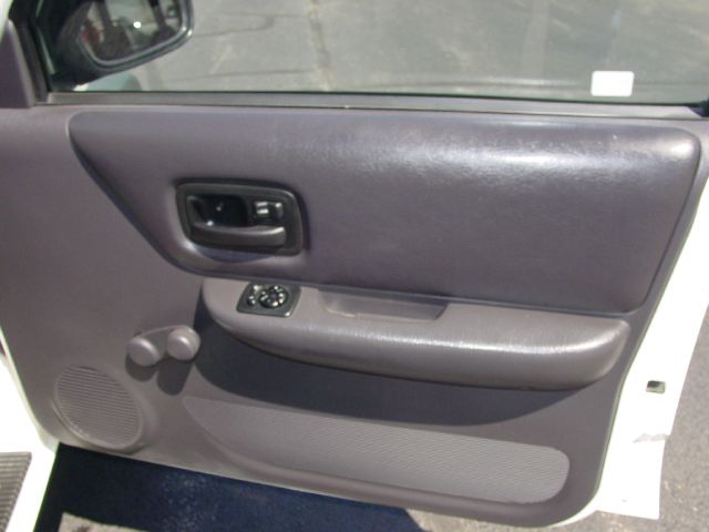 Jeep Cherokee 2000 photo 2