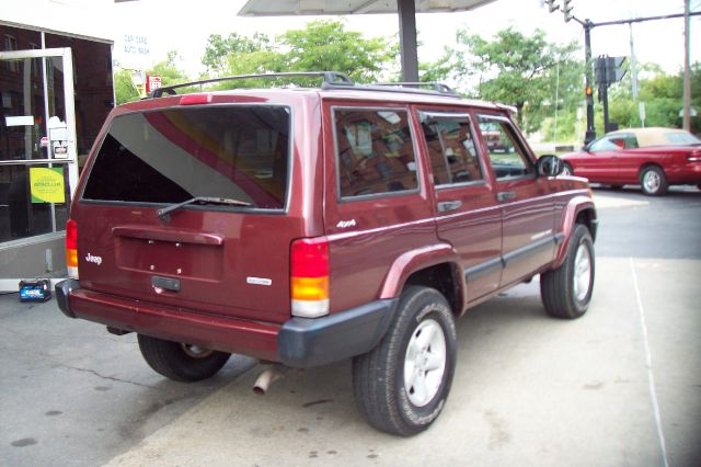 Jeep Cherokee 2000 photo 2