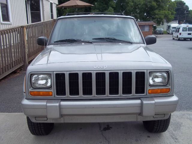 Jeep Cherokee 2000 photo 3