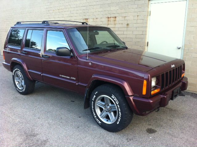 Jeep Cherokee 2000 photo 1