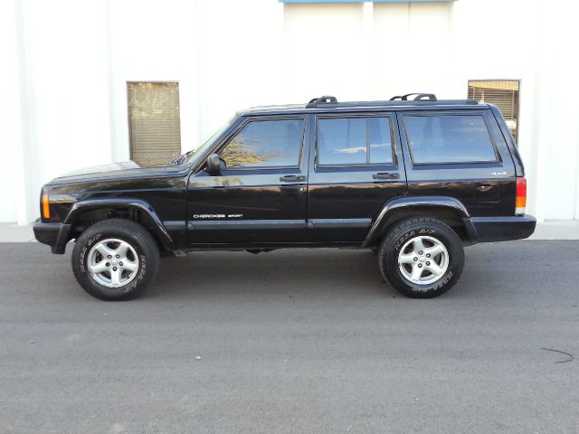 Jeep Cherokee 2000 photo 12