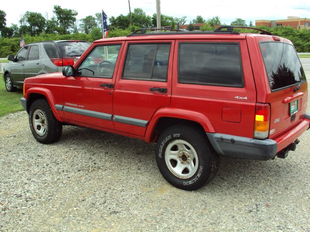 Jeep Cherokee 2000 photo 1