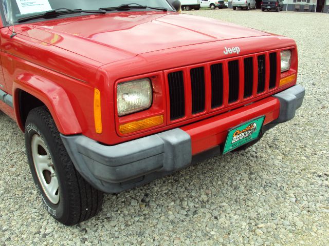 Jeep Cherokee 2000 photo 3