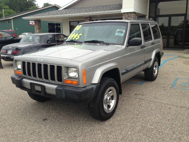 Jeep Cherokee 2000 photo 1