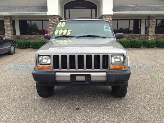 Jeep Cherokee 2000 photo 2