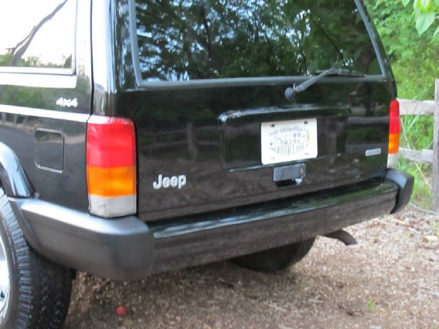 Jeep Cherokee 2000 photo 31