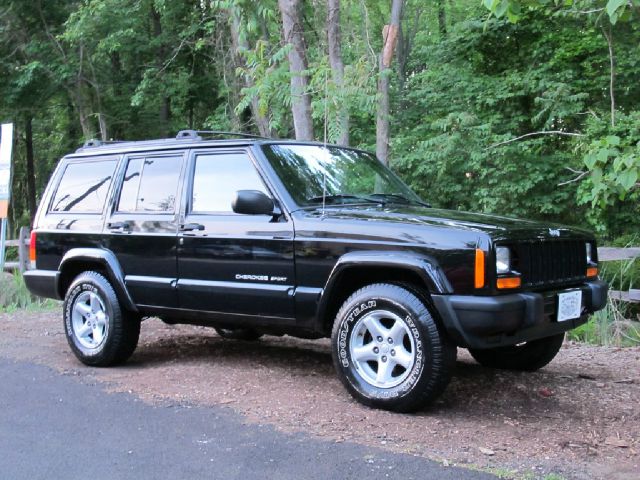 Jeep Cherokee 2000 photo 5