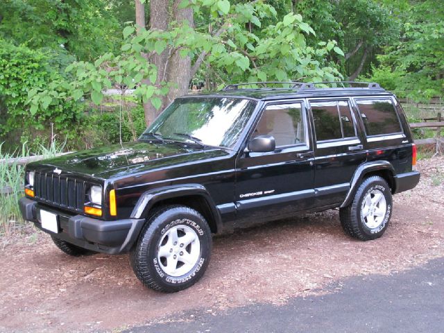 Jeep Cherokee 2000 photo 7