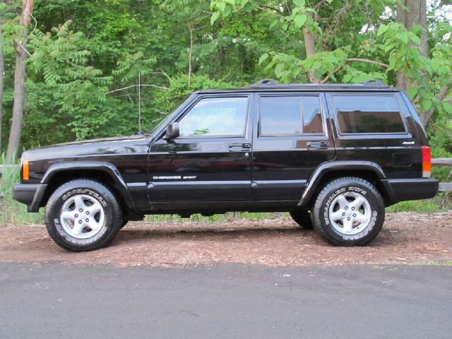 Jeep Cherokee 2000 photo 81