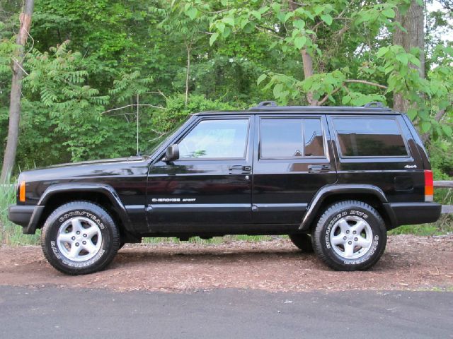 Jeep Cherokee 2000 photo 82