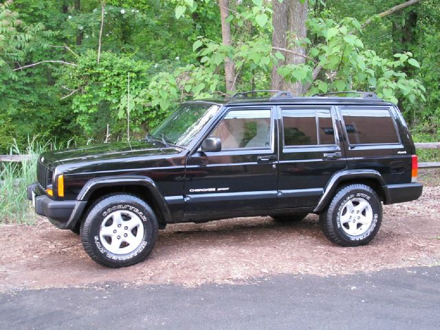 Jeep Cherokee 2000 photo 83