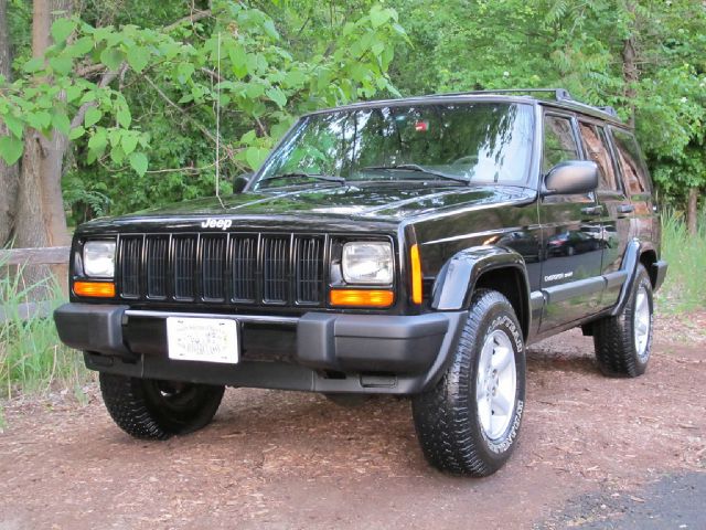 Jeep Cherokee 2000 photo 87