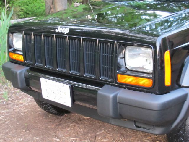 Jeep Cherokee 2000 photo 89