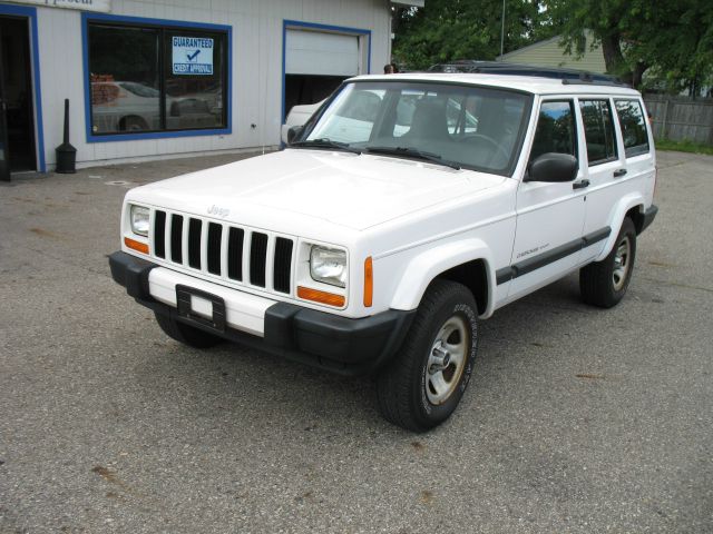 Jeep Cherokee 2000 photo 4