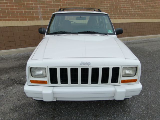 Jeep Cherokee 2000 photo 3