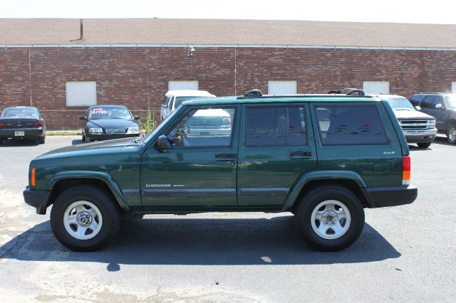 Jeep Cherokee 2001 photo 2